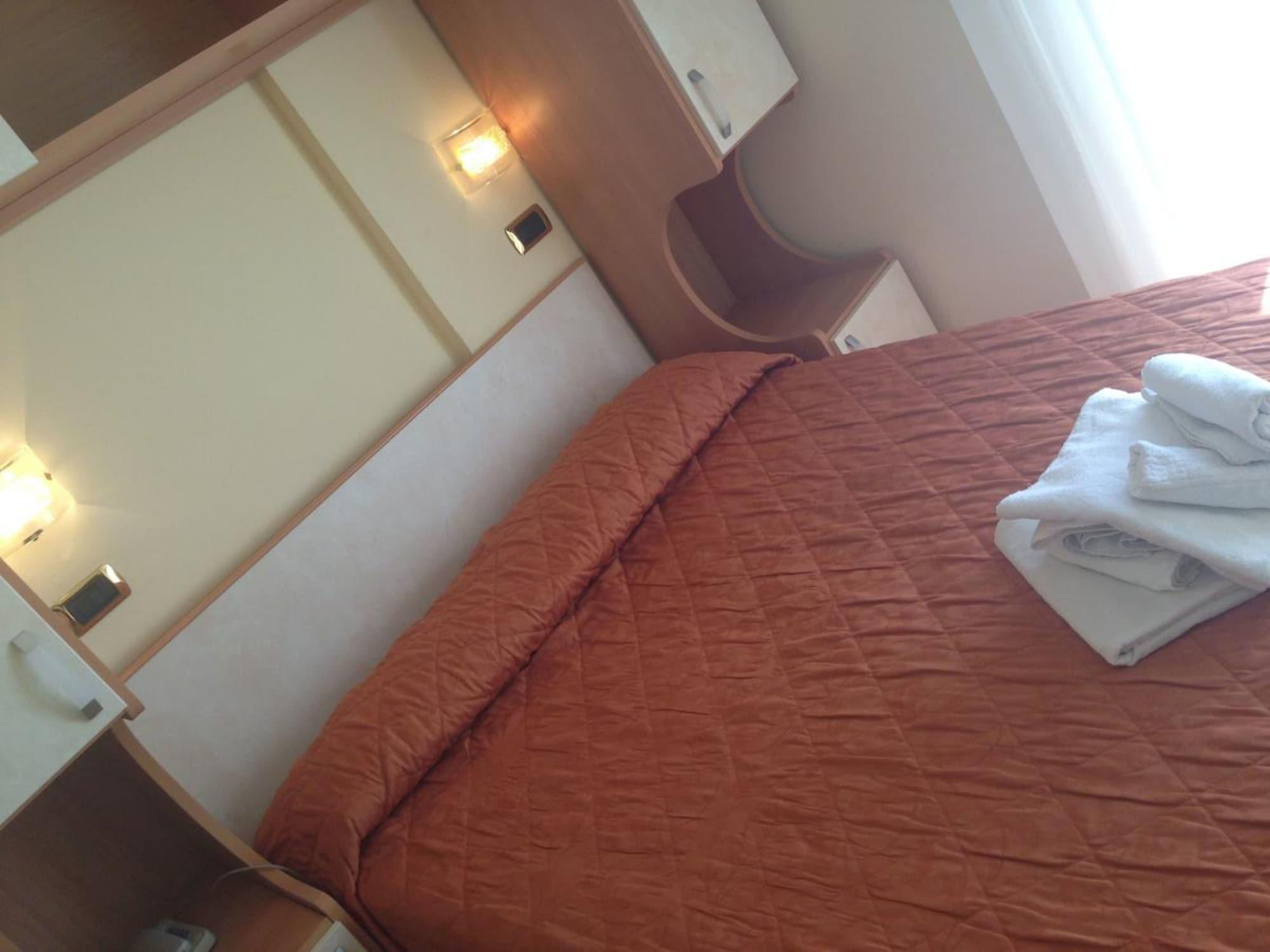 Hotel Elisir ริมินี ภายนอก รูปภาพ