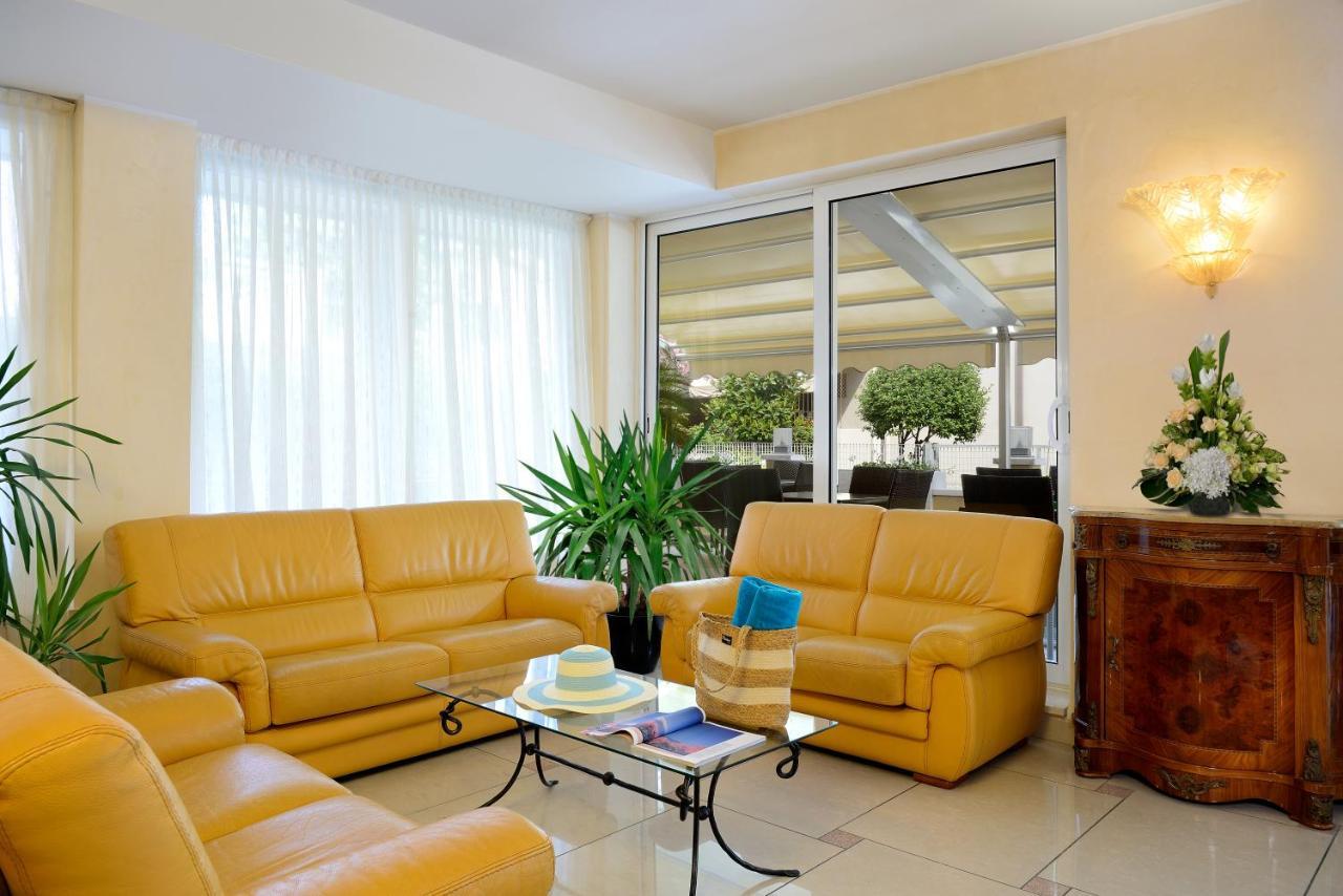 Hotel Elisir ริมินี ภายนอก รูปภาพ